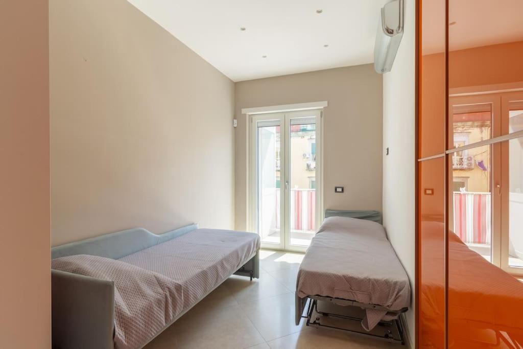 Monzio'S House Apartment Наполи Екстериор снимка